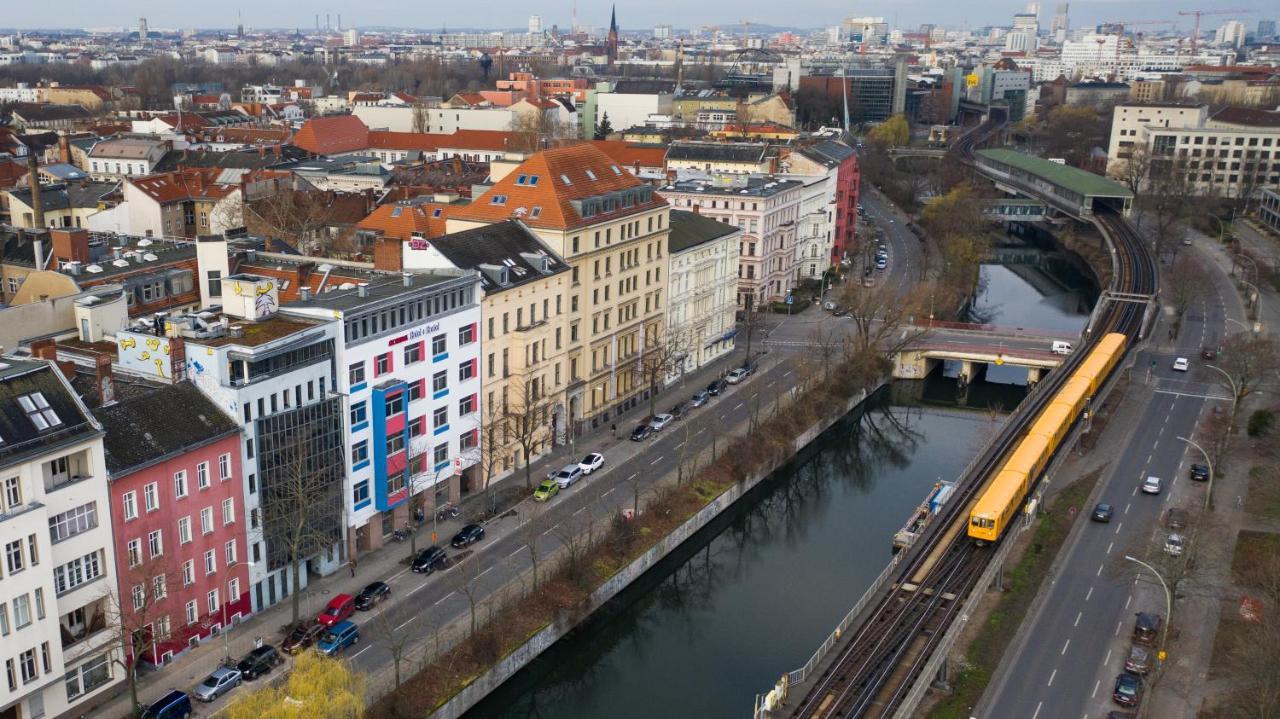 Acama Hotel & Hostel Kreuzberg Berlin Exterior photo