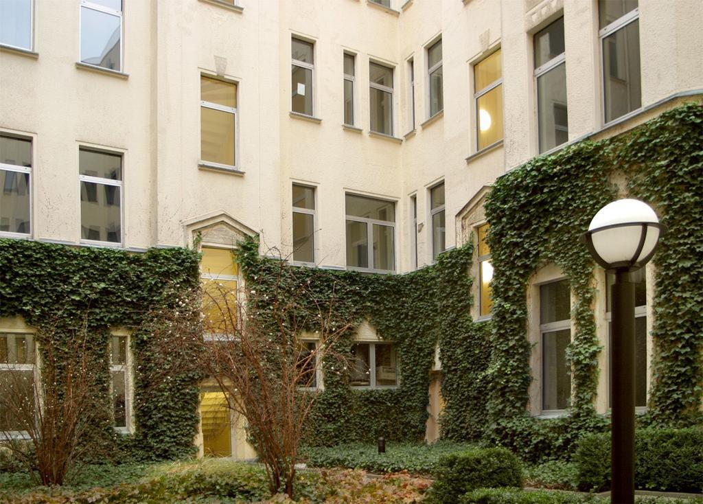 Acama Hotel & Hostel Kreuzberg Berlin Exterior photo
